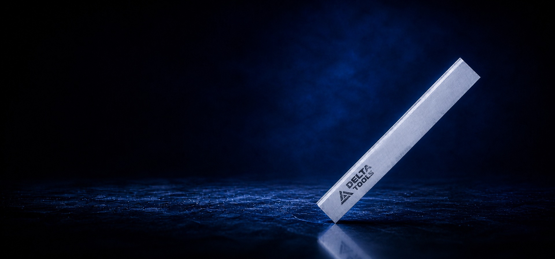 Нож DELTA TOOLS инструментальная сталь DS 200x30x3 мм главное фото
